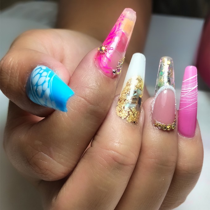 Curso de manicura pediucura uñas academia